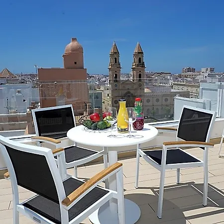 Hotel Plaza Mina Cadiz